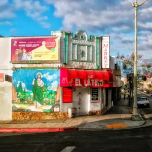 Super Market.webp - Markets